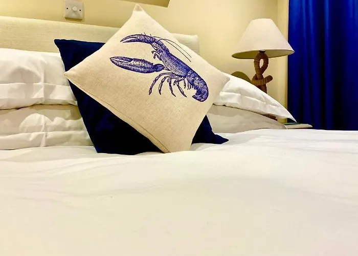 On The Ropery- With Free Parking * Whitby